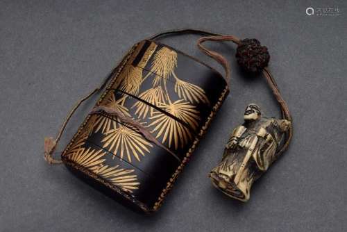 Fine lacquer inrô with gold decoration "palm frond"...