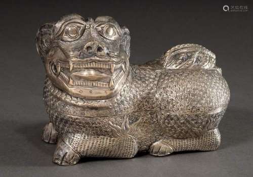 Large Burmese répoussé box in fo-lion form, early 20th centu...