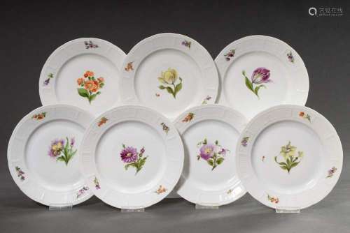 7 Small Nymphenburg plate with polychrome painting "Flo...
