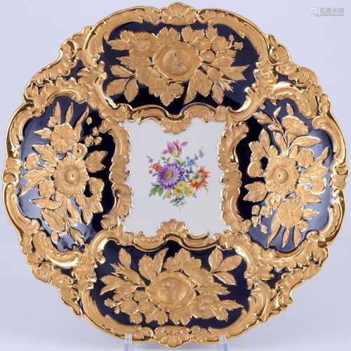 Meissen Meissen Flower Bouquet Royal Blue large splendor bow...