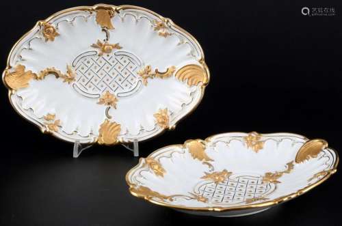 Meissen 2 splendor bowls with gold décor, Prunkschalen 1.Wah...
