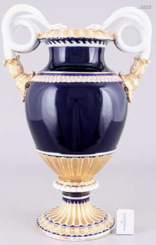 Meissen XXL snake handled vase Royal Blue 1st choice, knob m...