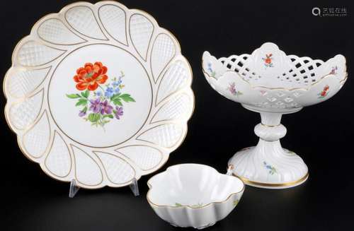 Meissen Flowers 3 splendor bowls 1st choice, Prunkschalen 1....