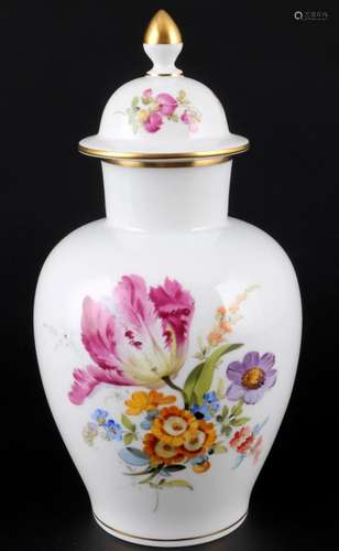 Meissen Flower Bouquet lidded vase 1st choice, Deckelvase 1....