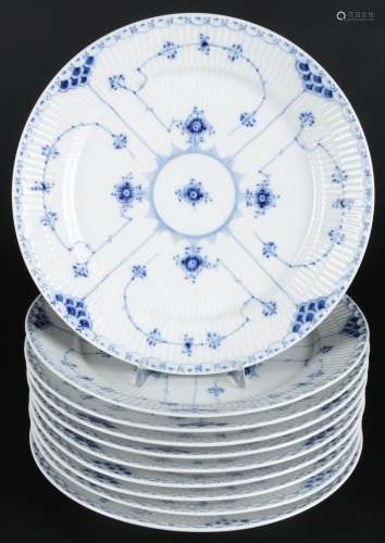 Royal Copenhagen Musselmalet 10 large plates D28 cm, große S...