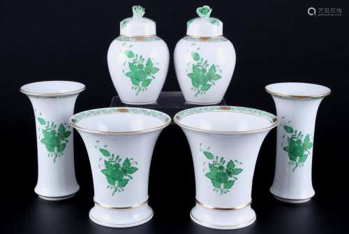 Herend AV Apponyi Vert three pairs of vases, 3 Paar Vasen,