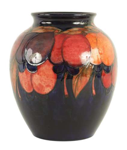 A 1930S MOORCROFT LARGE SHOULDERED VASE