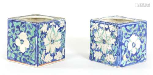 A PAIR OF 19TH CENTURY CHINESE SQUARE SHAPED VASES