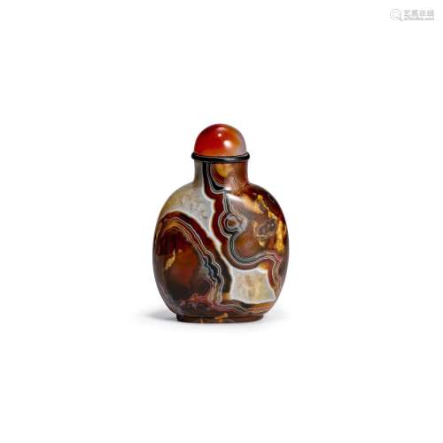 AN AGATE AND CRYSTAL SNUFF BOTTLE 1750-1860
