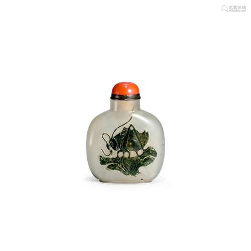 AN AGATE 'CRICKET' SNUFF BOTTLE 1750-1860