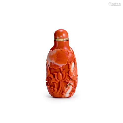 A RARE CARVED CORAL SNUFF BOTTLE