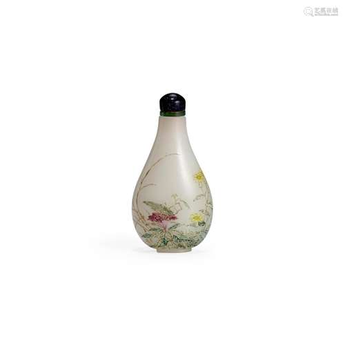 AN ENAMEL ON WHITE GLASS SNUFF BOTTLE Attributed to Yangzhou...