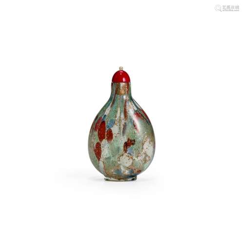 A SANDWICH GLASS SNUFF BOTTLE WITH AVENTURINE 1750-1850