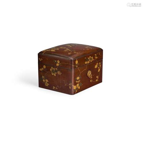 A LACQUER COSMETIC BOX WITH DESIGN OF CLEMATIS Edo period (1...