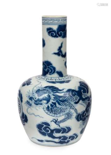 Bleu de Hue blue and white porcelain dragon vase mid 19th ce...