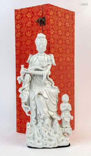 Chinese Guanyin blanc de chine porcelain statue, 20th centur...