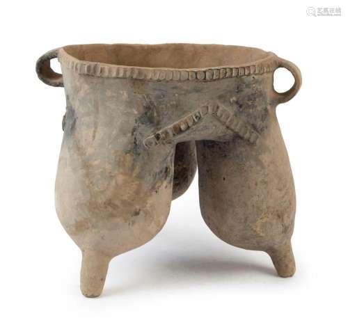 A Chinese Neolithic Qijia Culture pottery tripod vessel, cir...