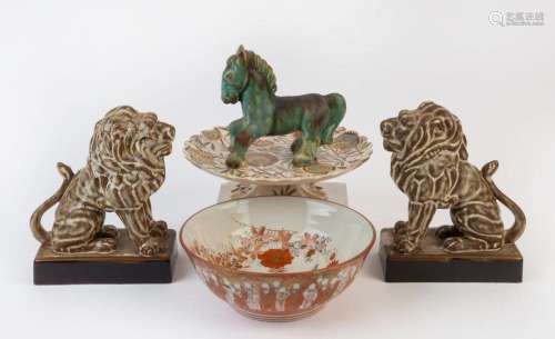 Pair of ceramic lion bookends, horse statue, antique porcela...
