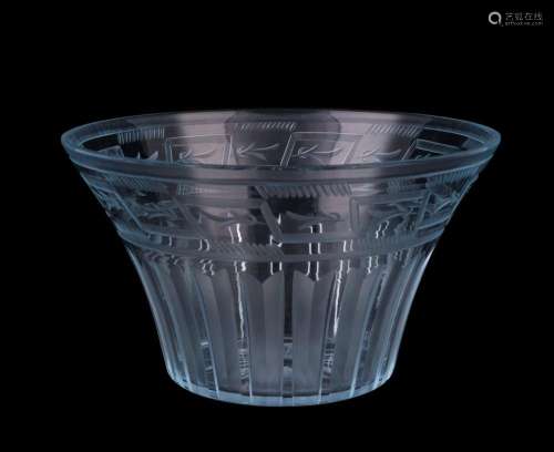 ORREFORS Swedish crystal bowl engraved by GÃ¶sta ElgstrÃ¶m, ...