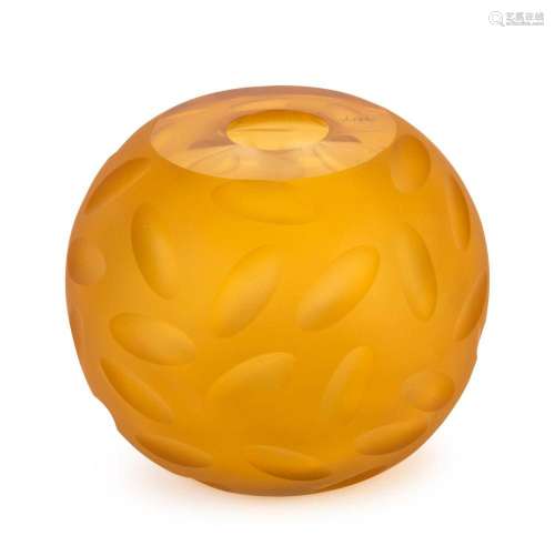 FORMIA "KALA" amber Satinato Murano glass vase, wi...
