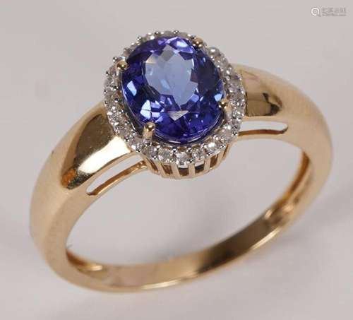 Tanzanite diamond ring