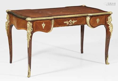 Bureau plat im Louis XV-Stil