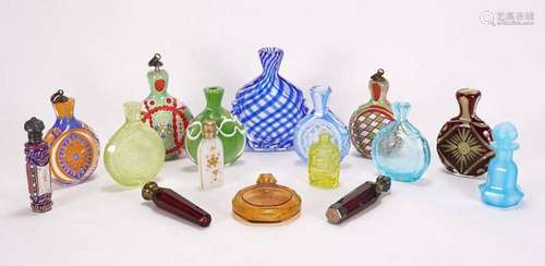 Mixed lot of perfume bottles