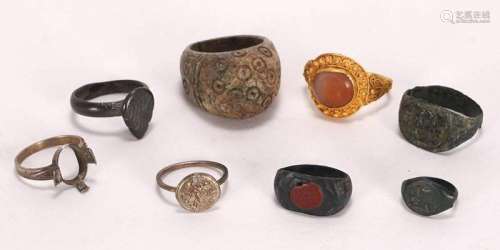 Convolute antique rings