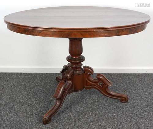 Louis-Philippe table