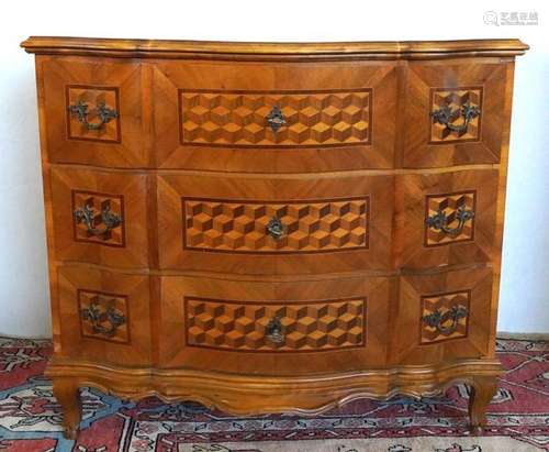 Baroque style chest of drawers