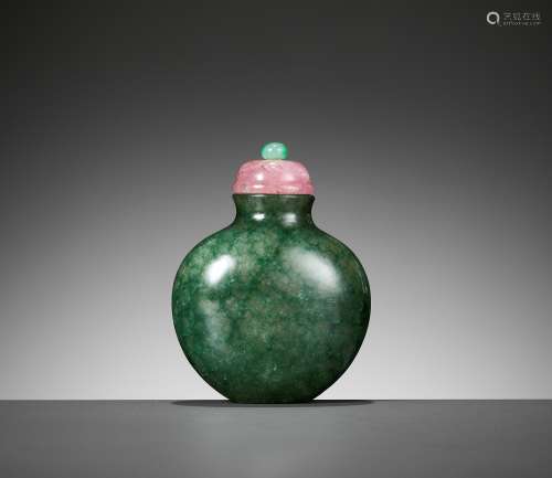 A VERY FINE AND RARE MOTTLED EMERALD-GREEN JADEITE SNUFF BOT...