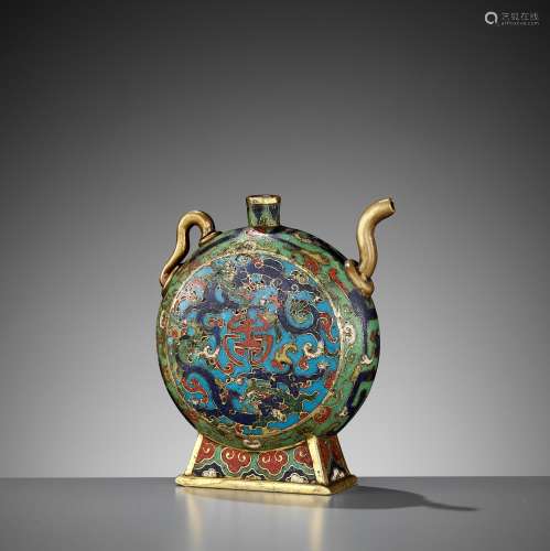 A CLOISONNE ENAMEL MINIATURE MOONFLASK, BIANHU, LATE MING DY...