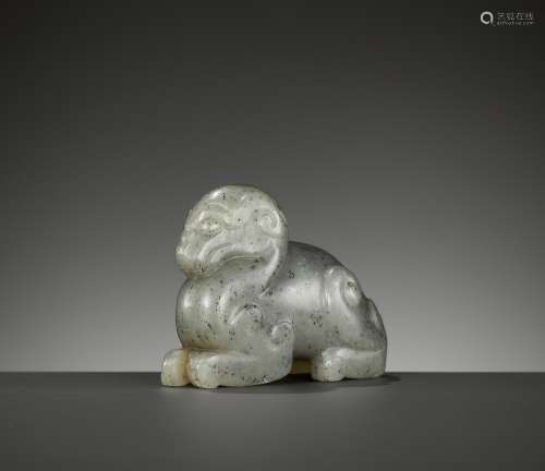 A GRAY JADE FIGURE OF A MYTHICAL BEAST, 17TH CENTURY