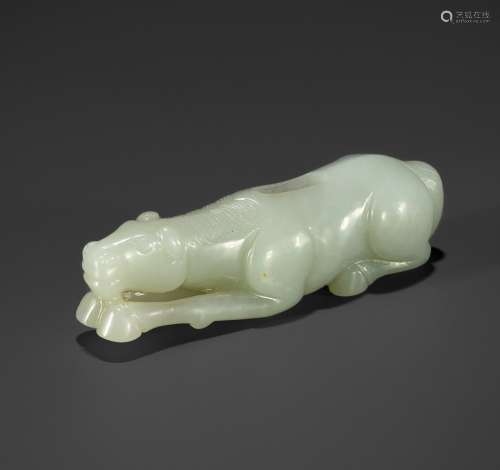 A PALE CELADON JADE 'HORSE' CARVING, 18TH - 19TH CENTURY