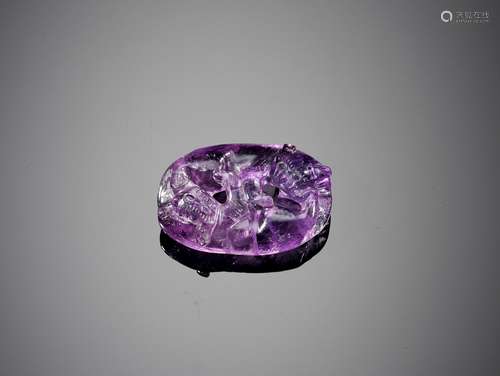 AN AMETHYST 'TWIN CAT' PENDANT, 19TH CENTURY