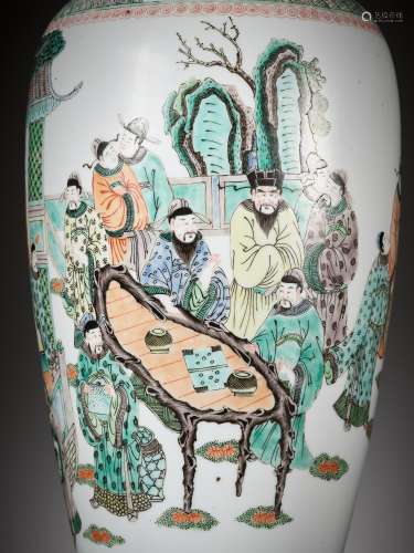 A FAMILLE VERTE 'CHESS PLAYERS' BALUSTER VASE, QING DYNASTY