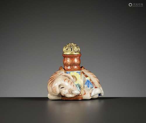 A FAMILLE ROSE PORCELAIN 'ELEPHANT' SNUFF BOTTLE, 1770-1790