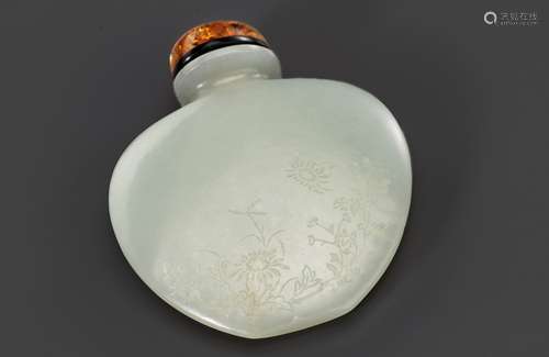 A PALE CELADON JADE 'PEONY AND CHRYSANTHEMUM' SNUFF BOTTLE, ...