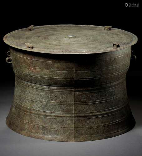 A MASSIVE BRONZE RAIN DRUM, DONG SON CULTURE