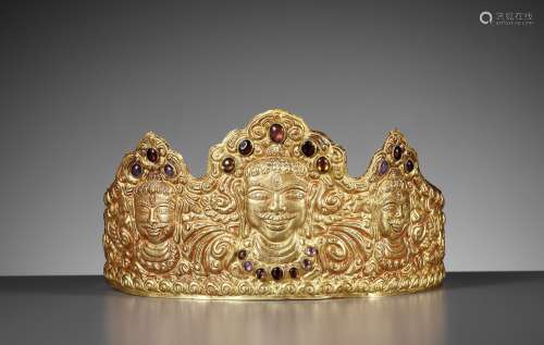 AN IMPORTANT CHAM GOLD REPOUSSE AND GEMSTONE-SET DIADEM, CHA...