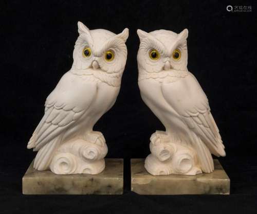 An Italian pair of owl bookends, resin and alabaster, mid to...