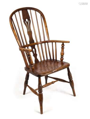 An antique English elm Windsor chair, 104cm high, 56cm acros...