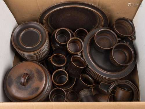 ARABIA WARE Finnish brown stoneware dinner ware, (81 pieces)