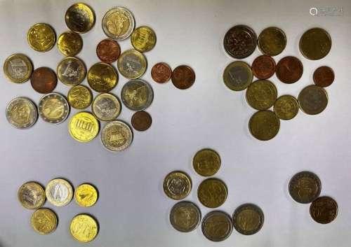 Lot de pièces en euros.