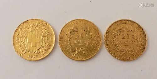 3 pièces de 20 francs or dont 1 Suisse. Poids. 19.2g.