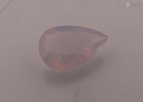 Quartz naturel rose laiteux de 22.7 carat non monté. Avec ce...