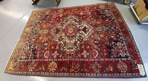 Tapis d'orient en laine. MESURES