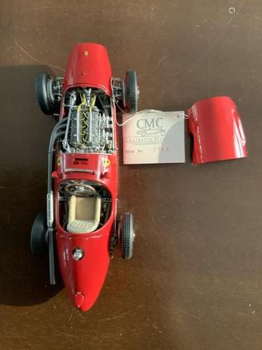 CMC. 1/18ème. Ferrari. 500 F2 (1953) Der Doppelweltmeister. ...