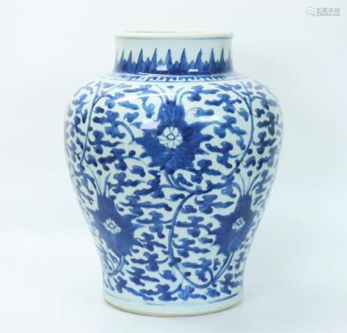 Lg Chinese 17th Century Blue & White Porcelain Jar