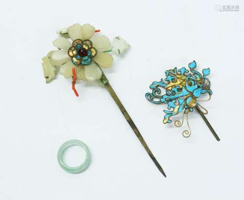 2 Chinese Qing Dynasty Jade & Feather Hairpins